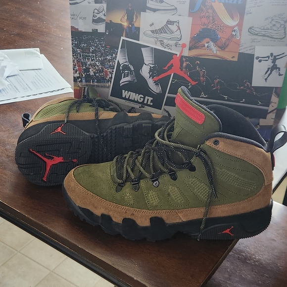 2023 Jordan 9 retro "Boots" military green, ON TAN ON BLACK. - Picture 3 of 8